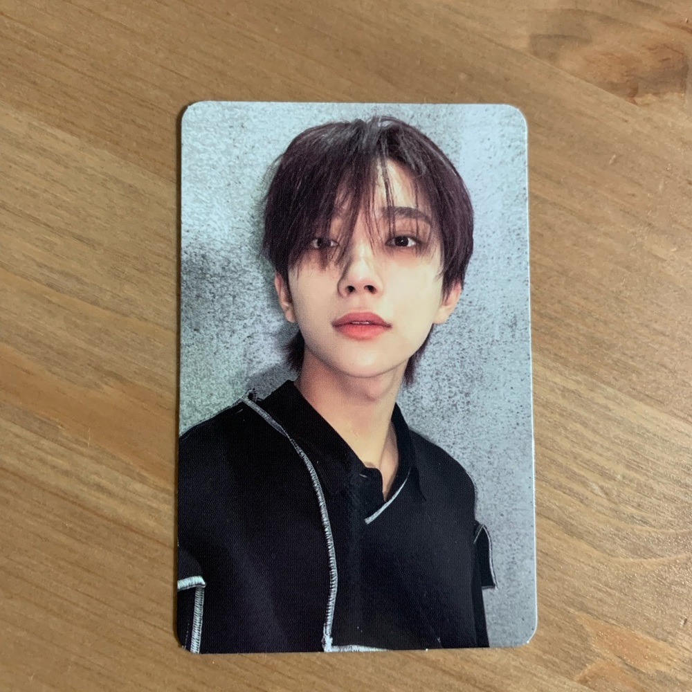 Seventeen Joshua photocard
